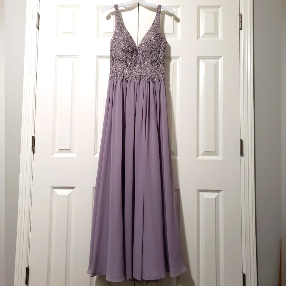 Jules & Cleo Prom Bridal Formal Dress